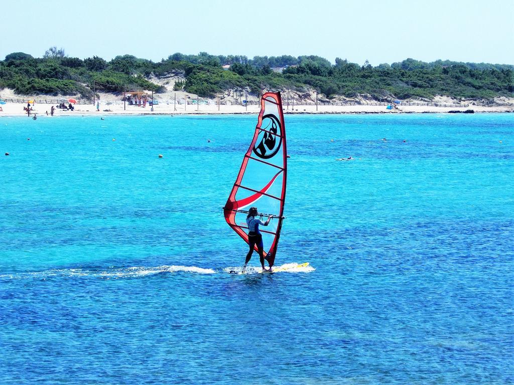 Pineta Spiaggia Grande Calasetta Bagian luar foto