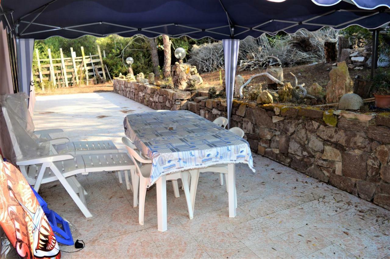 Pineta Spiaggia Grande Calasetta Bagian luar foto
